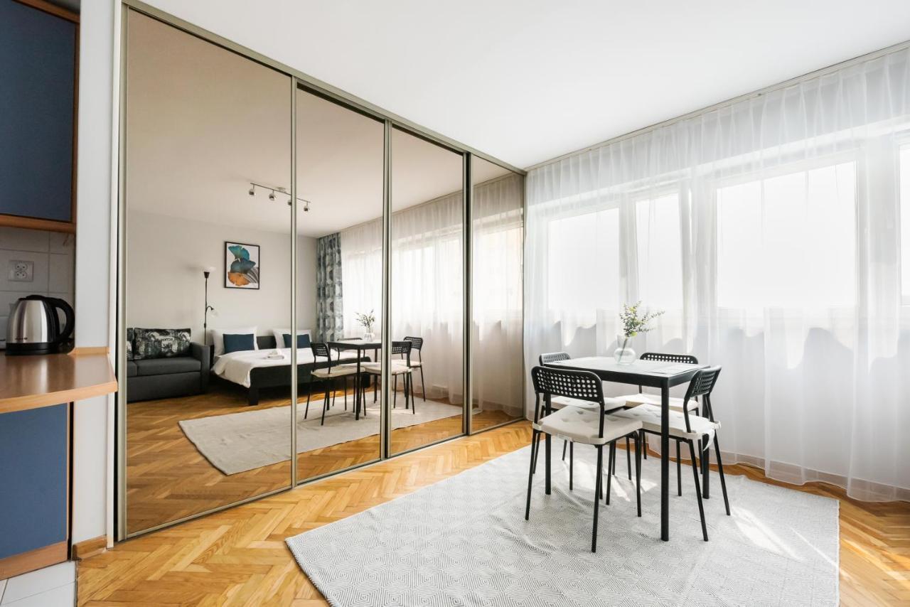 Uniwersytet Medyczny Park Studio Warsawa Bagian luar foto
