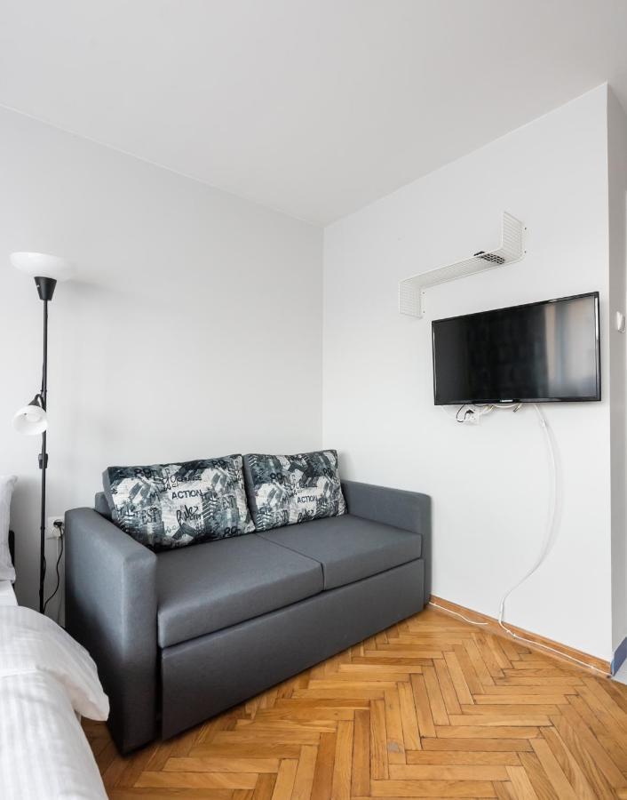 Uniwersytet Medyczny Park Studio Warsawa Bagian luar foto